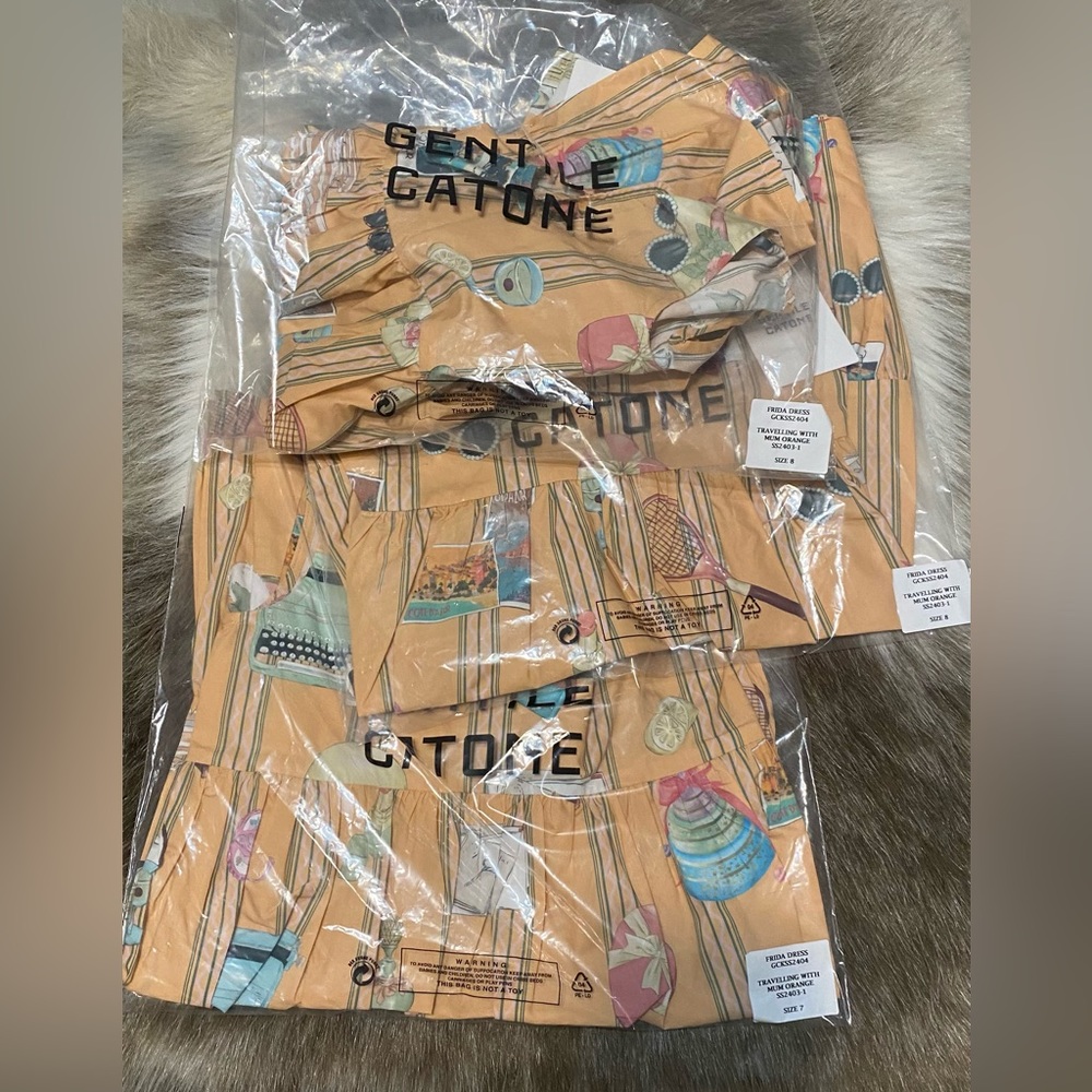 GENTILE CATONE - Girl’s Frida Dress Travelling With Mum Orange - Size: 8. - Picture 3 of 4